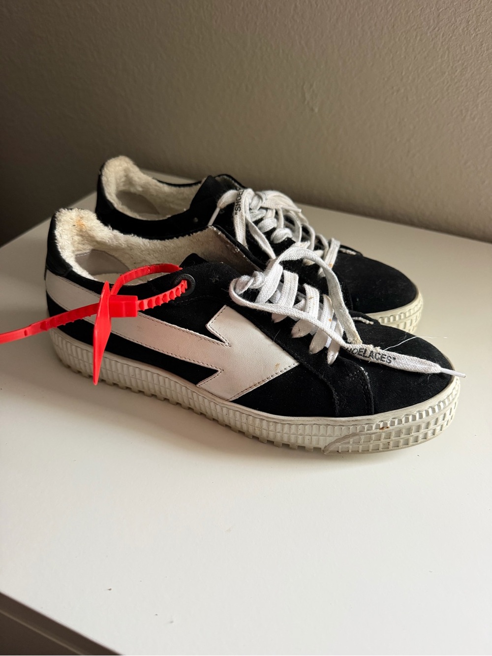 Women's Black Suede Sneakers with White Accents and Fleece Lining